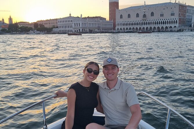 Venice : Private Boat Tour of the Venice Lagoon - The island facing St. Mark’s Square