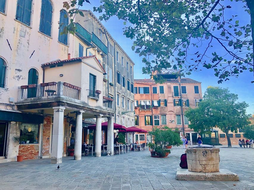 Venice: Private Cannaregio and Jewish Quarter Tour - Tintoretto’s Cannaregio and Madonna dell’Orto