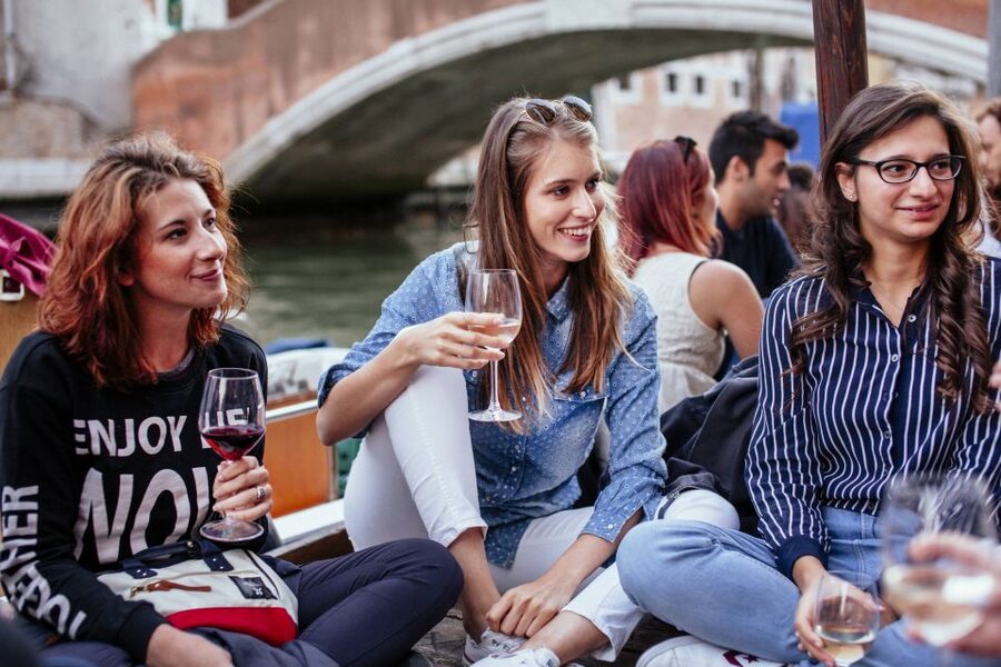 Venice: Private Evening Tour w/ Drinks & Bites in Cannaregio - Is $164.26 per person a fair price?