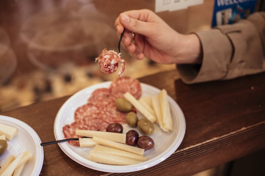 Venice: Private Food Tour – 10 Tastings with Locals - Contarini del Bovolo Stair and the city between bites