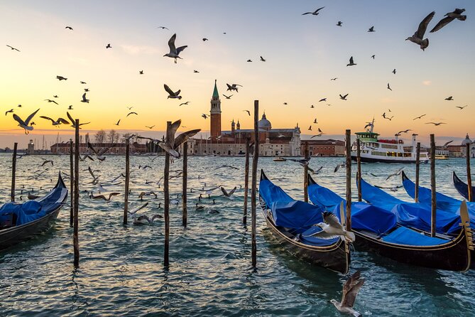 Venice Private Gondola Ride: Explore Hidden Canals and Sights - Choosing between 30 minutes and two hours
