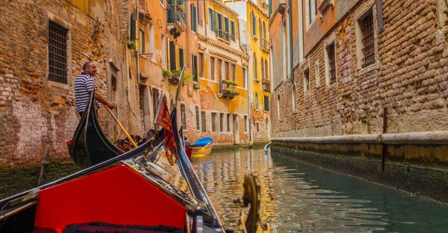Venice: Private Gondola Tour - Along the Grand Canal, Venice’s main water street