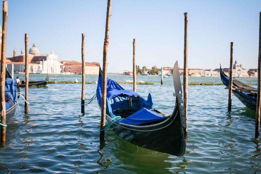 Venice: Private Gondola Tour - What a private gondola changes