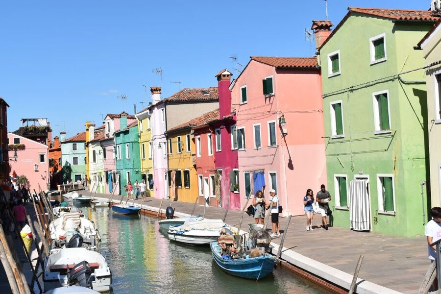 Venice: Private Local Highlights & Hidden Gems Tour - Key points at a glance