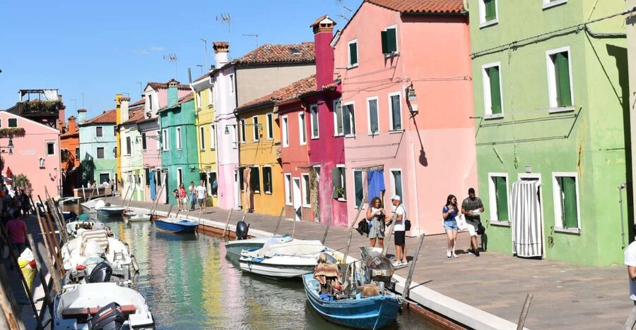 Venice: Private Local Highlights & Hidden Gems Tour - The all-marble church and S. Maria dei Miracoli