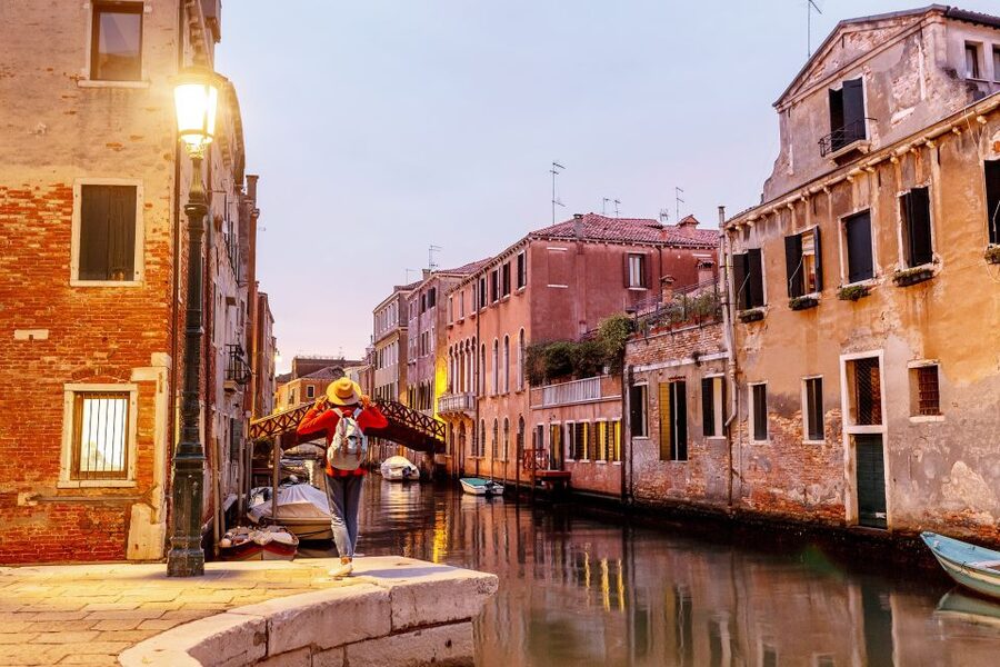 Venice: Private Local Highlights & Hidden Gems Tour - San Francesco della Vigna and quieter streets
