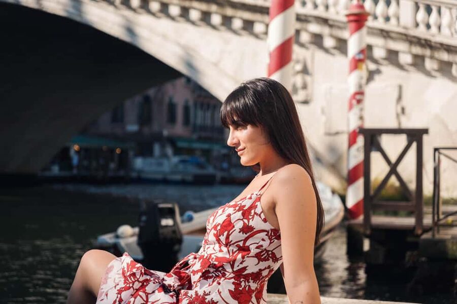 Venice: Private Professional Photoshoot - Rialto Bridge - Key points at a glance