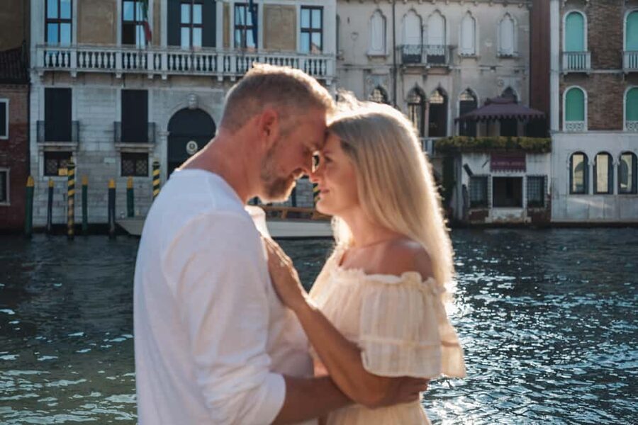 Venice: Private Professional Photoshoot - Rialto Bridge - What the private format changes