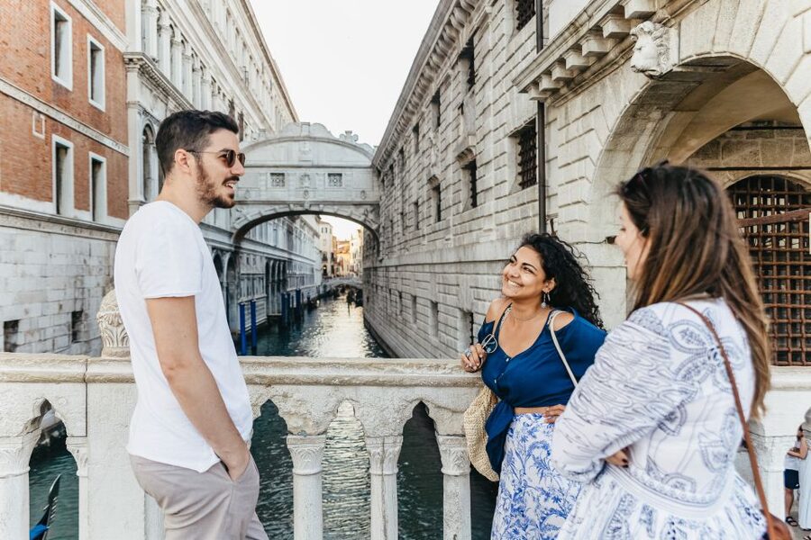 Venice: Private Tour with a Local Guide - Guides and the private-group advantage