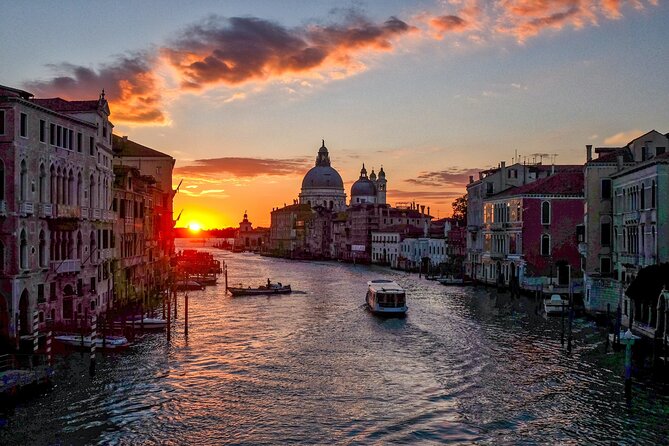 Venice Private Walking Tour with a Local - The value of a local host