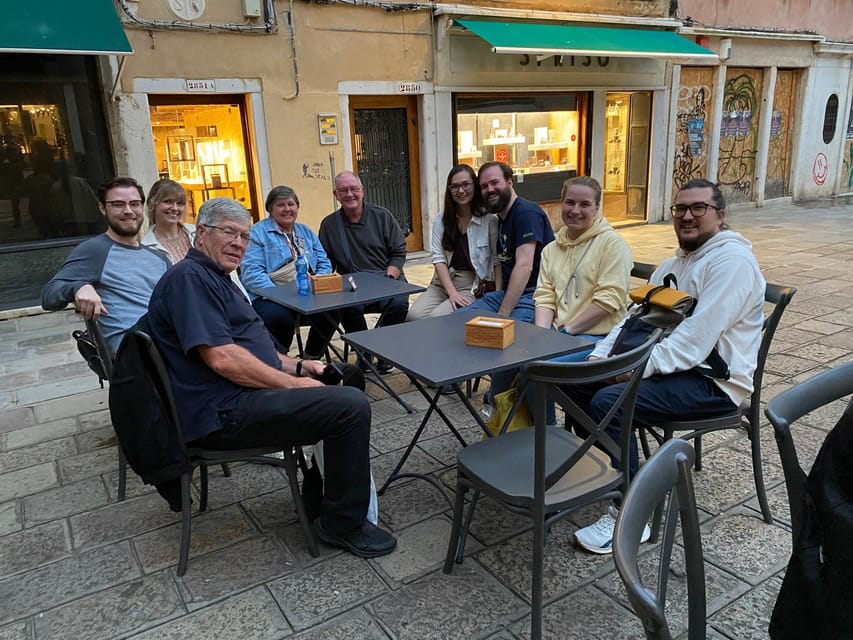 Venice: Rialto Area Street Food Tour and Sightseeing - Rialto Market and Venice’s trading past