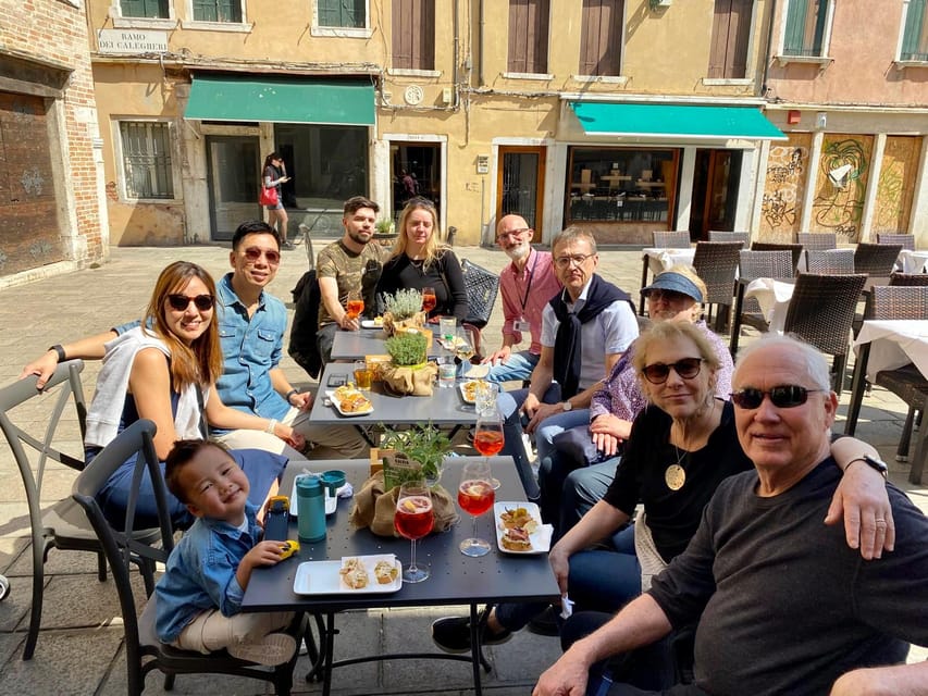 Venice: Rialto Area Street Food Tour and Sightseeing - Campo Santa Margherita and the student-side feel of Venice
