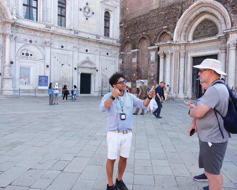 Venice: Rialto Bridge & Offbeat Unusual Venice Walking Tour - Starting near Rialto and San Marco