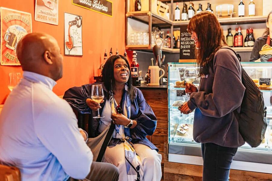Venice: Rialto Market Food and Wine Lunchtime Tour - Cicchetti and the Venetian bar tradition