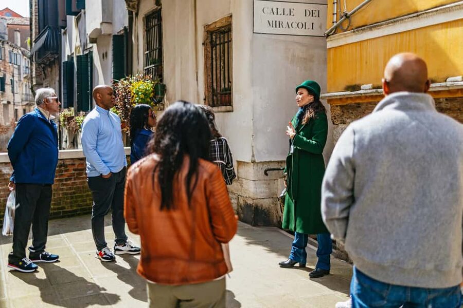 Venice: Rialto Market Food and Wine Lunchtime Tour - Starting at the Rialto Market