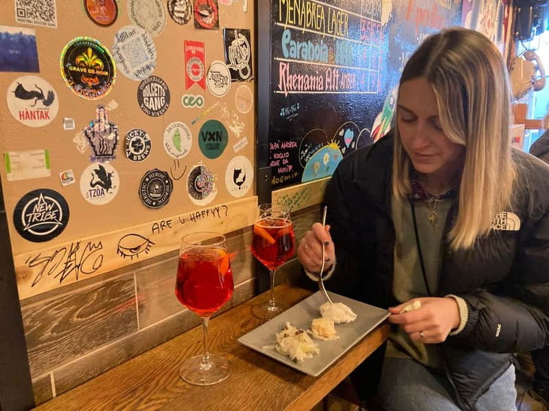Venice: Rialto Market Street Food Tour - Why Rialto is a smart place to start with Venetian food