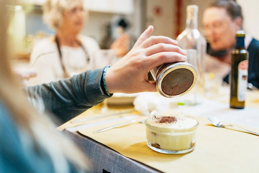 Venice: Rialto Market Tour, Cooking Class, and Lunch - Making the sauces and seasonal second course