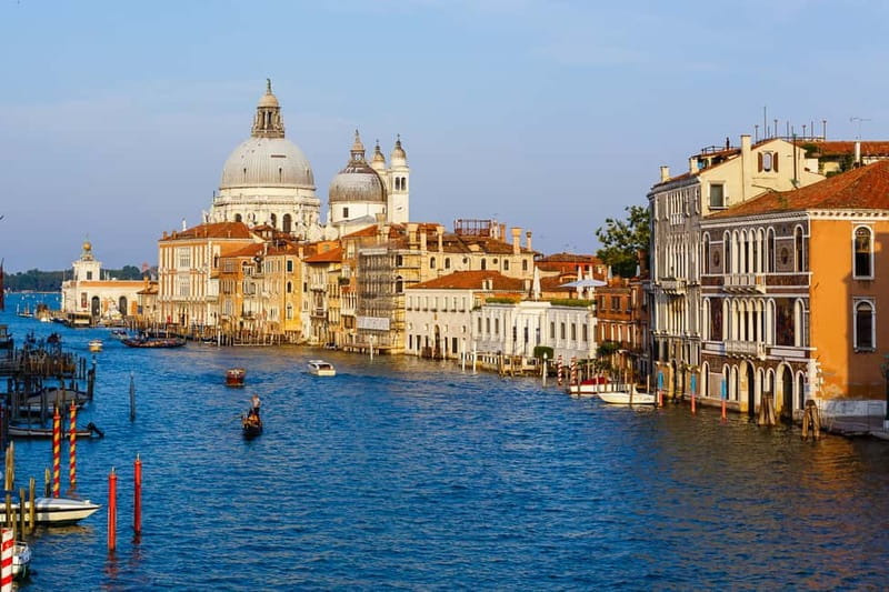 Venice: Romantic Shared Gondola Serenade on the Grand Canal - Meeting near San Marco Square