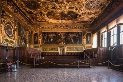 Venice’s Best: Basilica, Doge’s Palace, Gondola & History Gallery