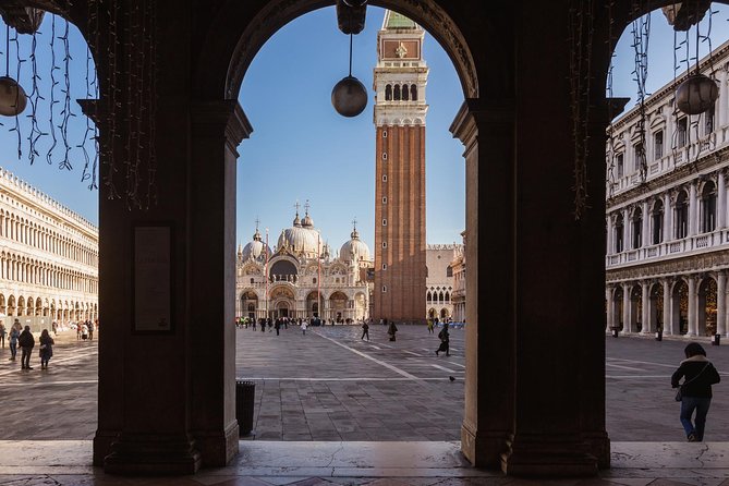 Venice's Best: Basilica, Doge's Palace, Gondola & History Gallery - The gondola ride: scenic, shared, and not fully private