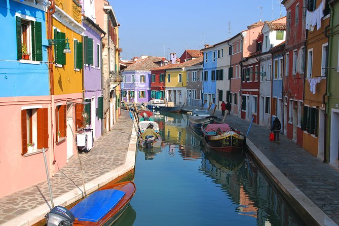 Venice’s Colorful Islands: Private Murano, Burano & Torcello Tour - Burano: the most photogenic stop