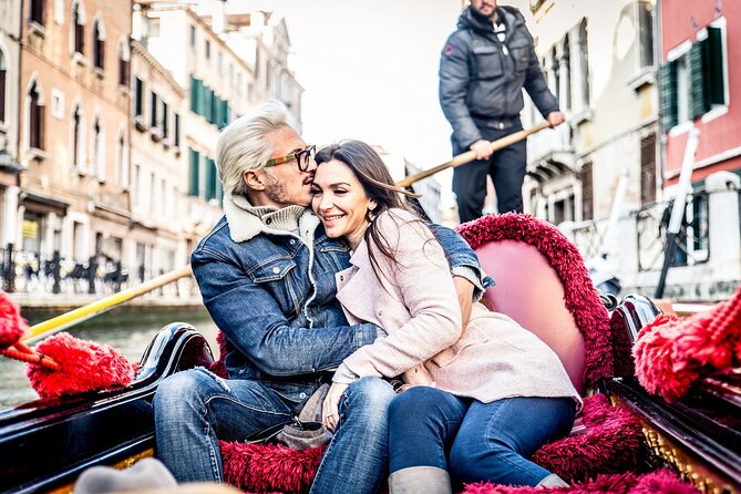 Venice's Icons: Basilica, Doge Palace, Rialto & Optional Gondola - The Rialto Bridge and the working side of Venice