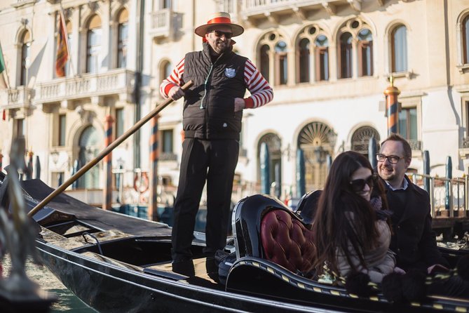 Venice's Icons: Basilica, Doge Palace, Rialto & Optional Gondola - The optional gondola ride: romantic, but read the fine print