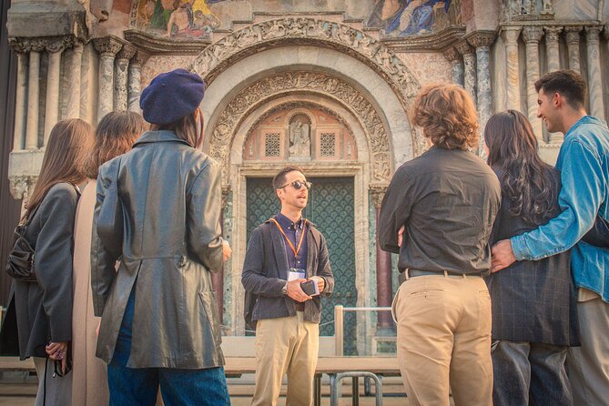 Venice Saint Mark's Basilica afternoon guided tour - The crypt and the quieter side of the church