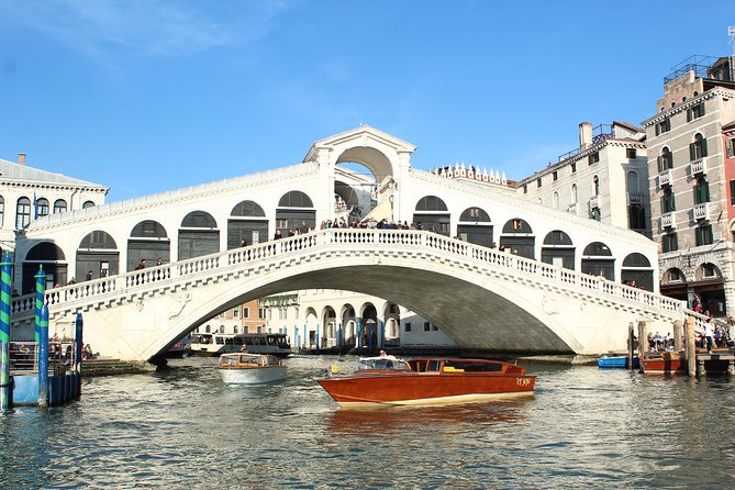 Venice Shared Arrival Transfer: Marittima Cruise Port to Central Venice - Timing: plan for more than 30 minutes