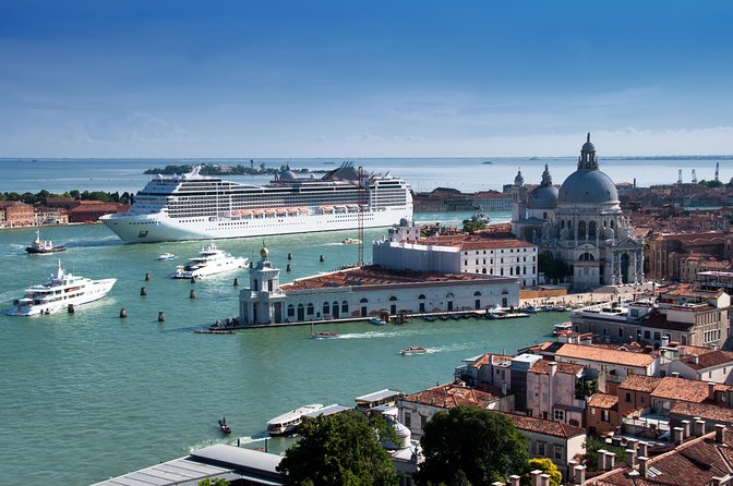 Venice Shared Departure Transfer: Central Venice to Marittima Cruise Port - Luggage rules and the bridge problem
