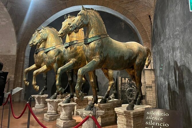 Venice Skip the line of San Mark Basilica and Doge's Palace Tour - Meeting in St. Mark’s Square
