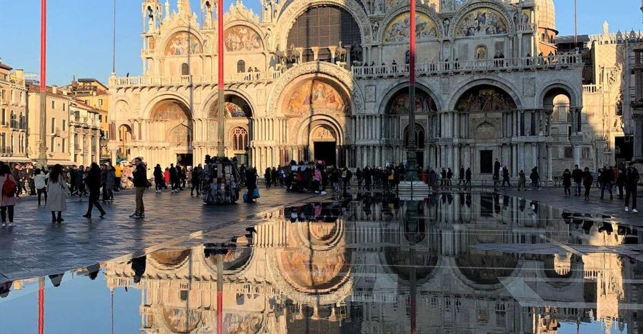 Venice: St. Mark's Basilica Skip-the-Line Entry & Audioguide - Key points at a glance