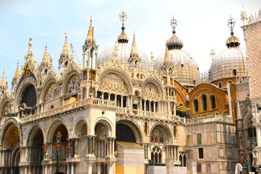 Venice: St. Mark’s Basilica Ticket with Host and Audioguide - Meeting your host beneath the Clock Tower