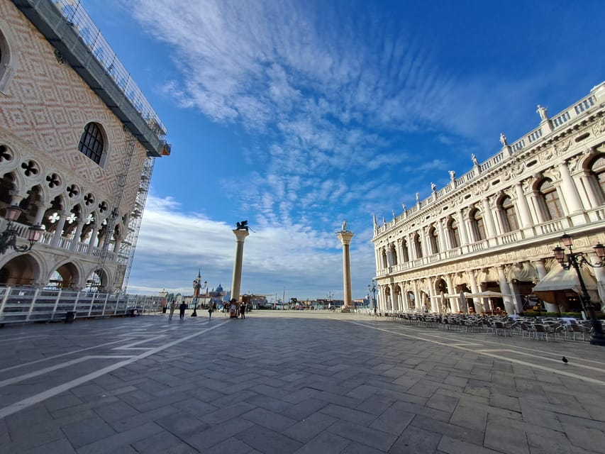Venice: St. Mark’s Basilica Ticket with Host and Audioguide - Entering St. Mark’s Basilica with a reserved ticket