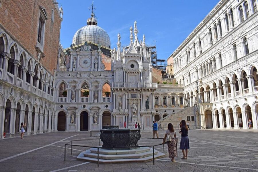 Venice: St. Mark's Basilica Tour with Doge's Palace Option - Who should choose this experience?