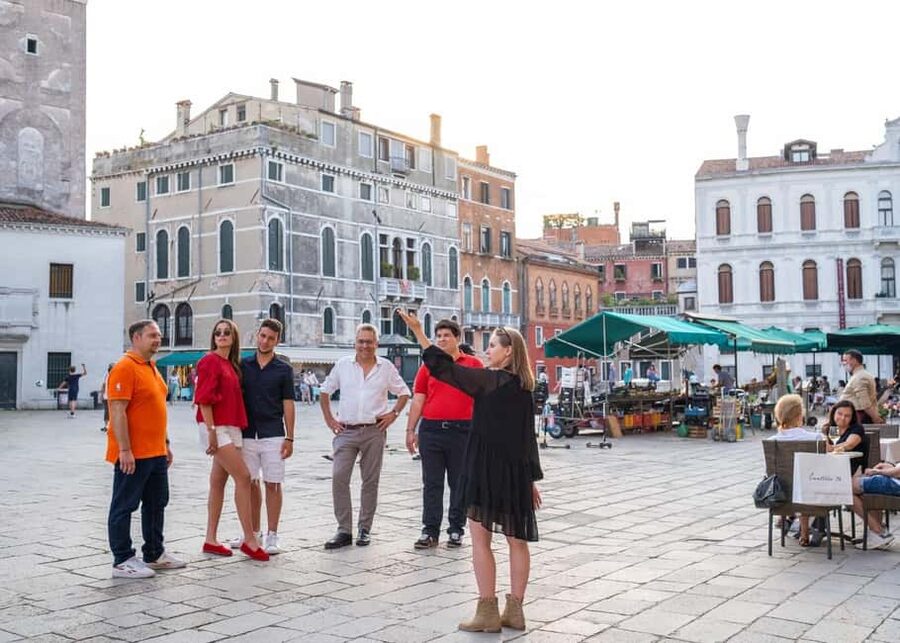 Venice: St. Mark’s Classic Walking Tour & Bell Tower Entry - The optional 30-minute gondola ride