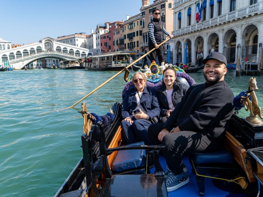 Venice: St. Mark's, Doges Palace, Rialto, and Gondola Tour - The guides make the difference