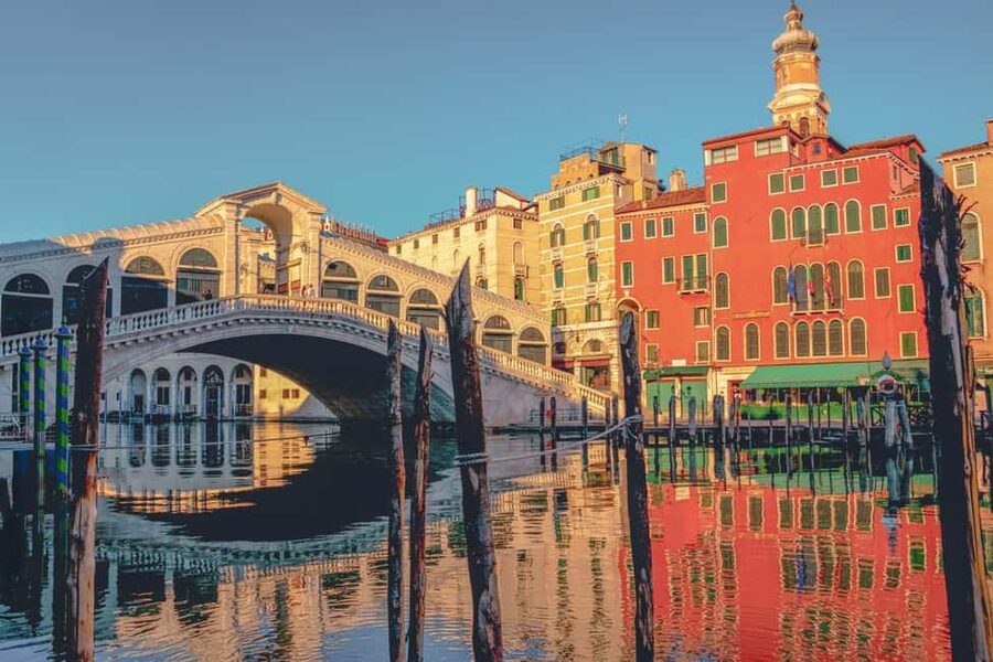 Venice: St. Mark's, Doges Palace, Rialto, and Gondola Tour - Meeting in St. Mark’s Square