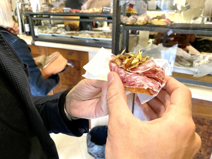 Venice: Street Food Tour with a Local Guide and Tastings - Rialto Market: Venice at Its Most Useful