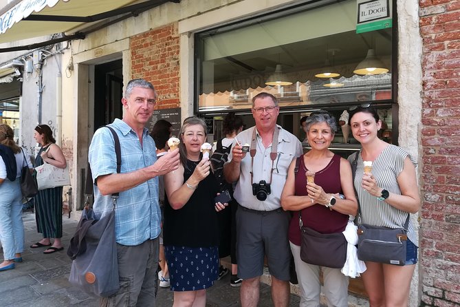 Venice Street Food Tour with a Native & Top Rated Expert - Tasting local food in small Venetian eateries