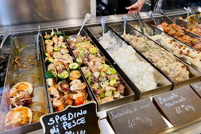 Venice Street Food Tour with Local Guide with Local Food Market Visit - Starting near Rialto Bridge