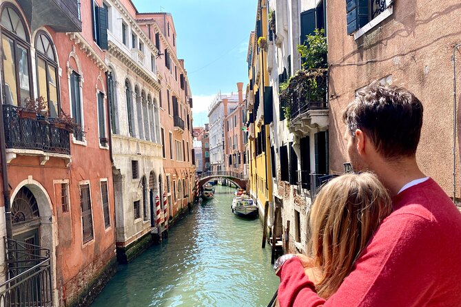 Venice Street Food Tour with Local Guide with Local Food Market Visit - A walking route through Venice’s center