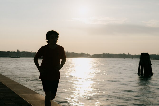 Venice Sunrise 1h Running Tour - Starting at Rialto Bridge at 7:30 am