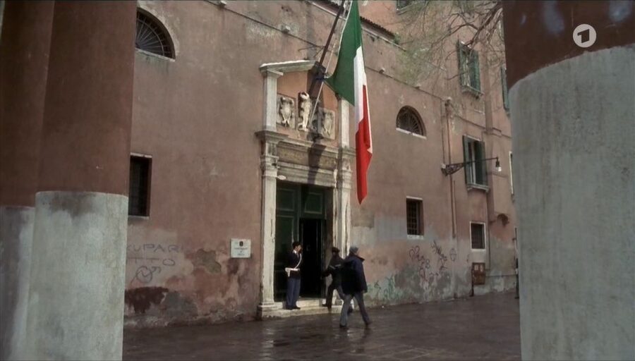 Venice: The Footsteps of Commissario Brunetti Walking Tour - How much is two hours worth at $157?