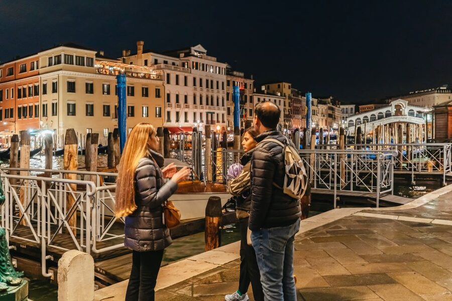 Venice: The Ghost & Legends Walking Tour - Finishing in Cannaregio