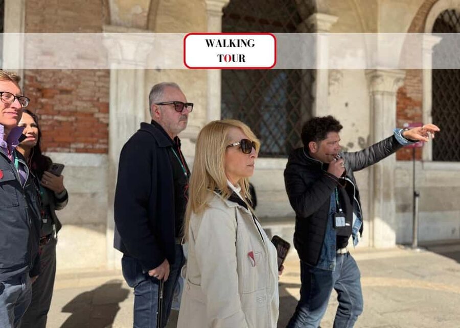 Venice: The Grand Canal Touch – Walking & Gondola Experience - The walking route from Rialto to La Fenice