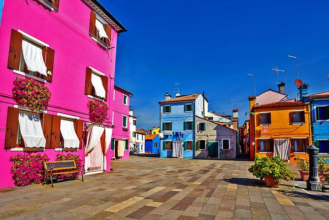 Venice: The Islands of the Lagoon Guided Tour - Cruising the northern lagoon