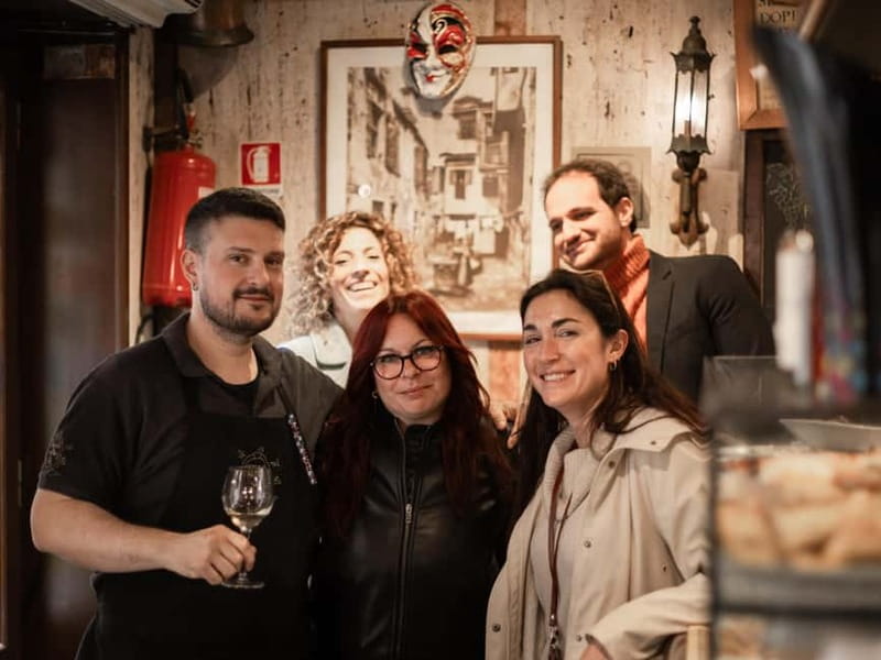 Venice: The Ultimate Food Tour with Wine & Spritz - Espresso and artisan chocolate to finish
