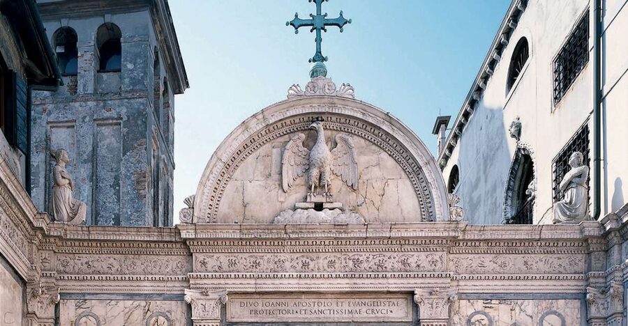 Venice: Ticket to Scuola Grande San Giovanni Evangelista - Entering through the marble septum