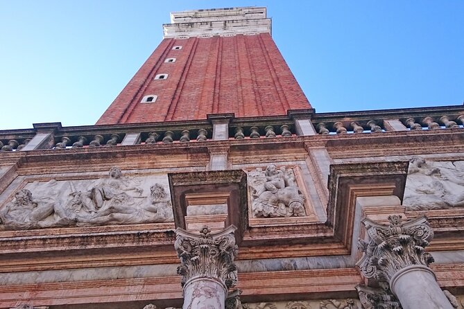 Venice Top attractions Walking Tour along the Canals - Starting in Dorsoduro and reaching Giovanni e Paolo